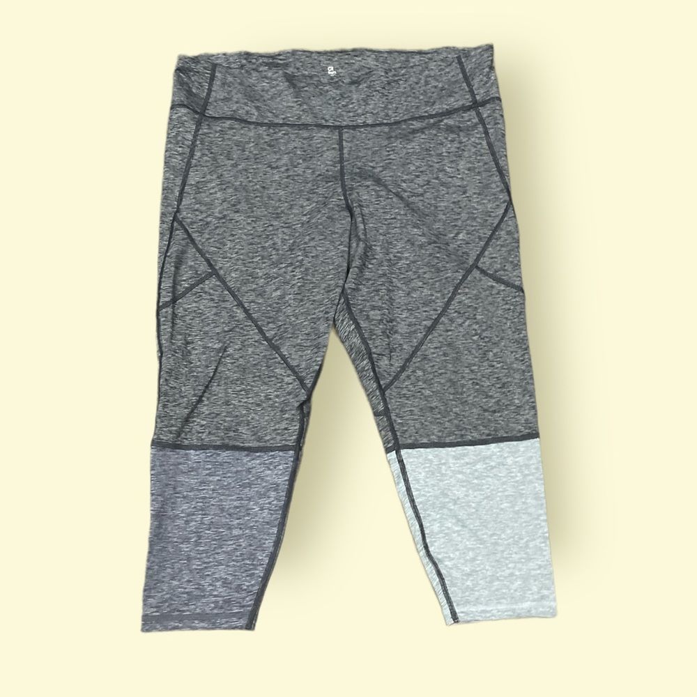 Gap fit women capris size XXL